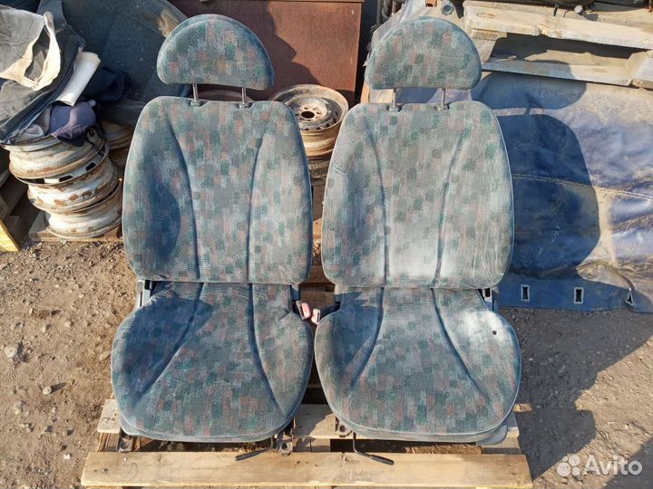 Сидения Hyundai Lantra j2 /Хендай Лантра