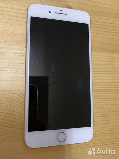 iPhone 8 Plus, 64 ГБ