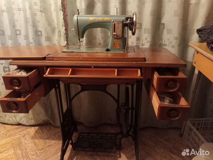 Швейная машинка