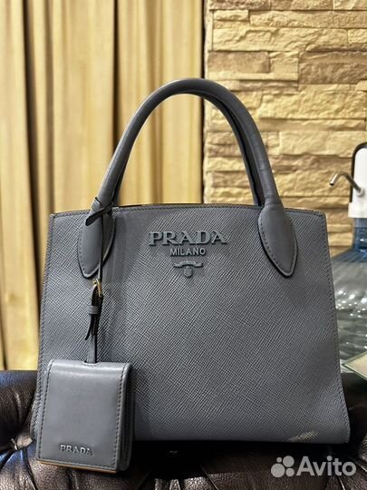 Сумка Prada оригинал цум чек есть