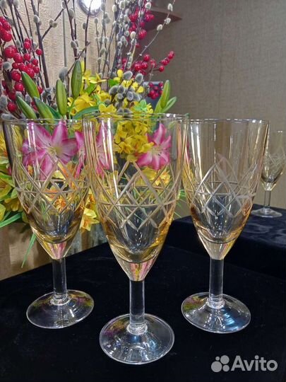 Фужеры цветное хрустальное стекло. хх век