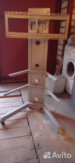 Подставка для телевизора