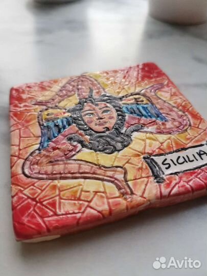 Сувенир из Сицилии. Керамическая плитка Mazara