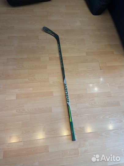 Клюшка хоккейная
