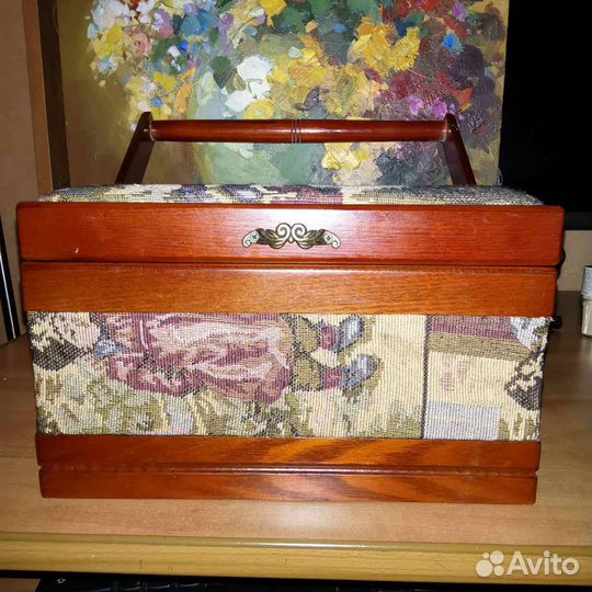 Шкатулка для рукоделия