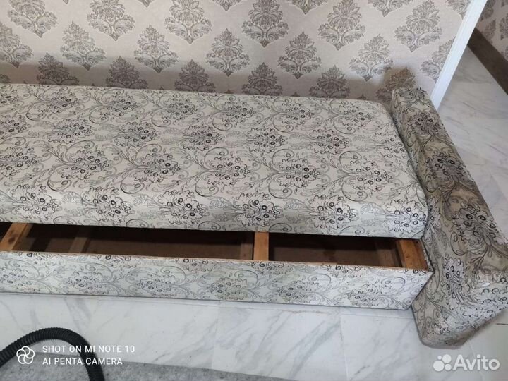 Химчистка мебели дивана матраса и ковров на дому