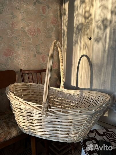 Корзина плетеная большая