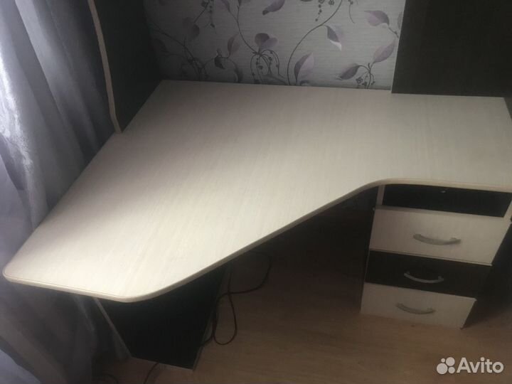 Уголок школьника бу