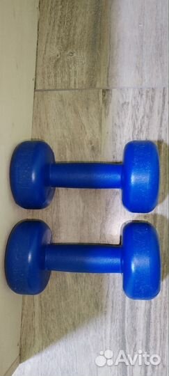 Гантели 2кг пластиковые пара