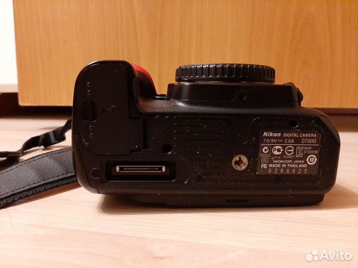 KIT Nikon D7000 + объектив 18-105 3.5-5