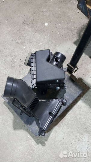 Корпус воздушного фильтра Тойота Хайлендер 3