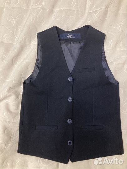 Жилет костюмный школьный 122 см