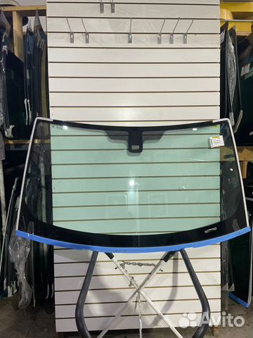 Лобовое стекло Ленд Ровер Дискавери с обогревом