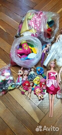 Коллекция кукол с гардеробом