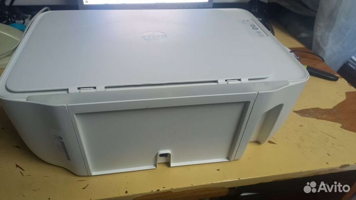 Цветной струйный принтер HP deskjet 2130