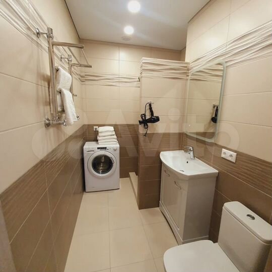 2-к. квартира, 65 м², 3/3 эт.