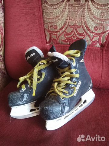 Коньки хоккейные