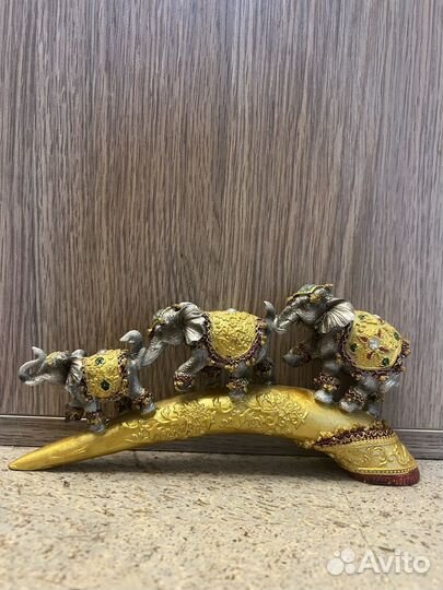 Слон статуэтка коллекция разные фарфор