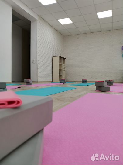 Коврик для йоги и фитнеса