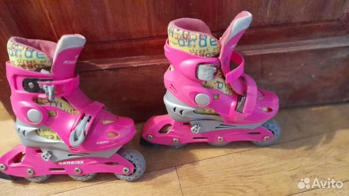 Роликовые коньки