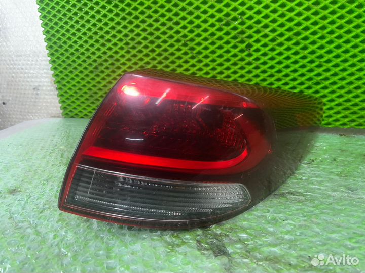Фонарь правый Kia Rio X-Line (с дефектом)