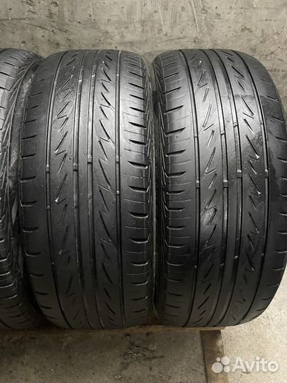 Bridgestone MY-02 Sporty Style 215/55 R17
