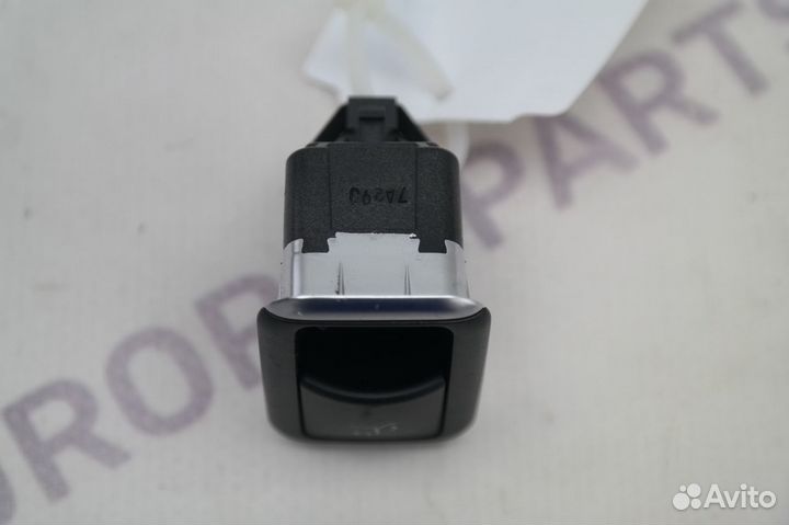 Кнопка Mercedes GLE-Coupe C292 2015-2019