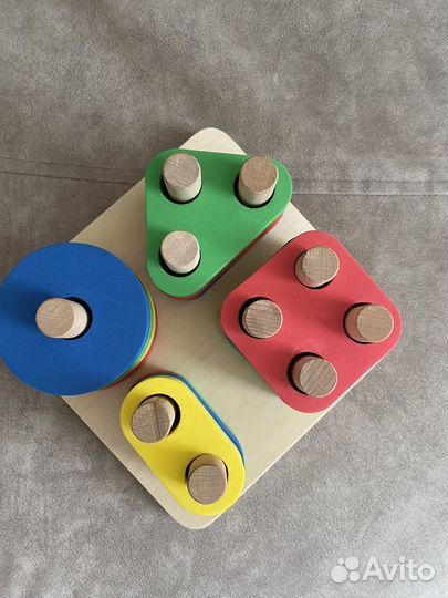 Развивающие игрушки