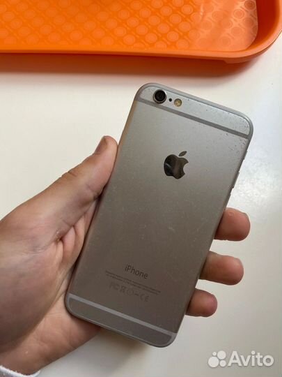 Телефон iPhone 6