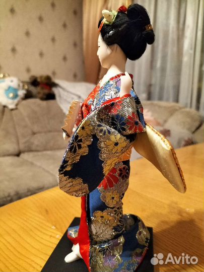 Статуэтка гейша