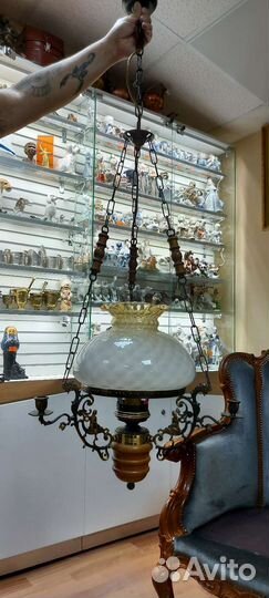 Винтажная электрическая люстра на три свечи