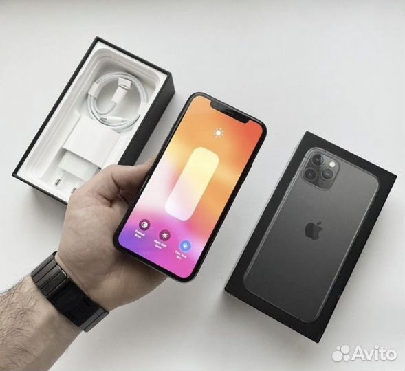iPhone 11 Pro, 64 ГБ