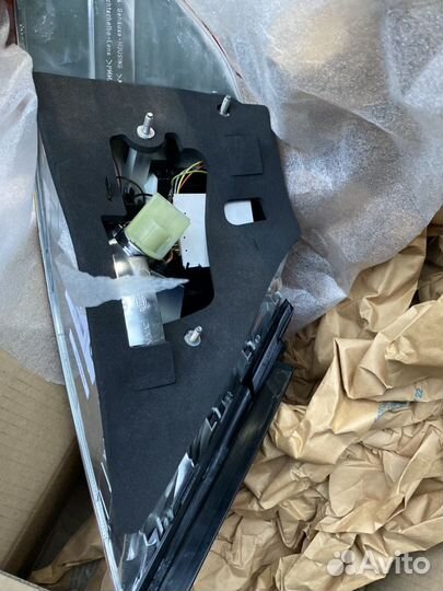 Задний правый фонарь Bmw e65 e66