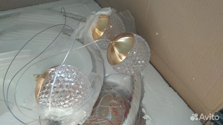 Люстра новая