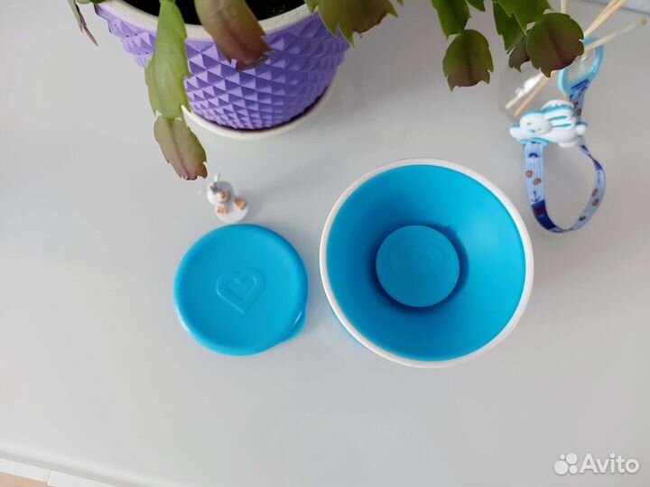 Поильник непроливайка munchkin