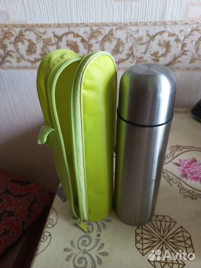 Термосы и термокружки