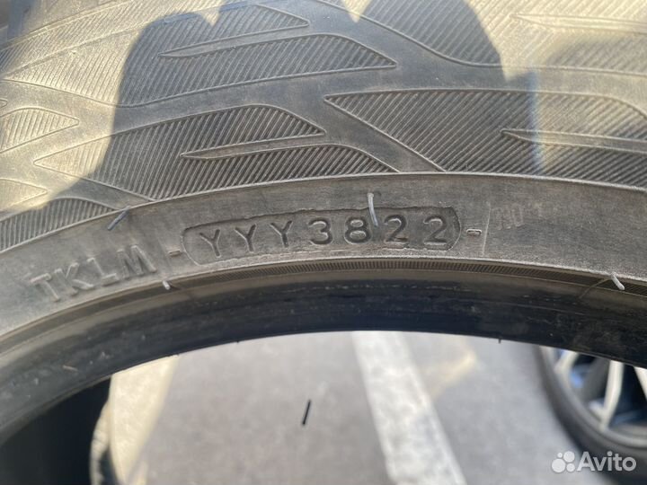 Yokohama Ice Guard IG55 215/55 R17 98T