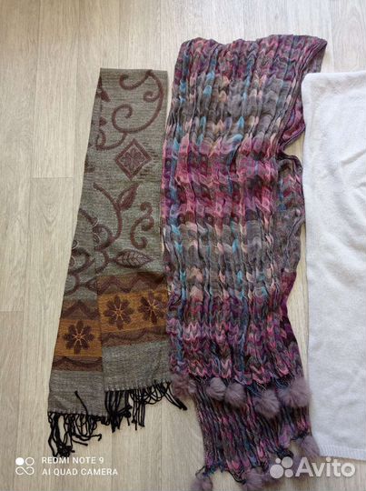 Женские шапки, шарфы, перчатки пакетом