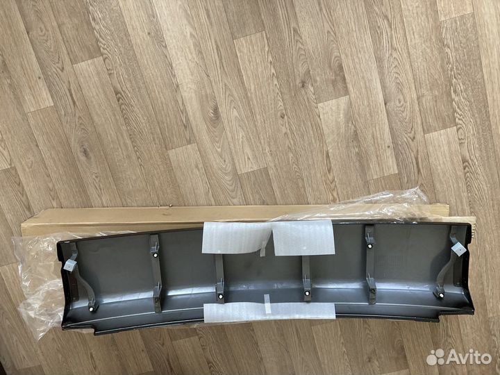 Накладка откидного борта mitsubishi outlander xl