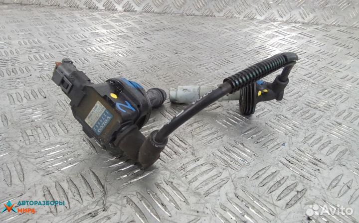 Катушка зажигания Volvo V40 рест. 2001