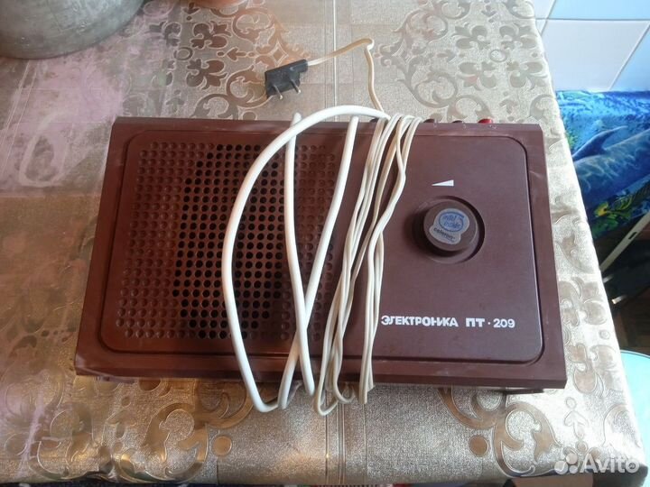 Радиоприёмник СССР (Электроника пт-209)