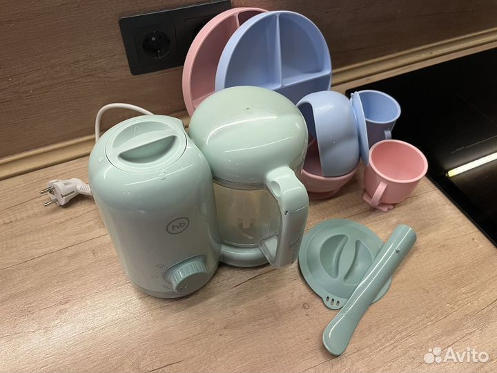 Блендер пароварка Happy Baby + набор посуды