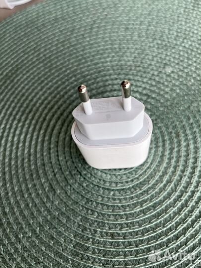 Зарядное устройство Apple Адаптер USB Type C 20W В