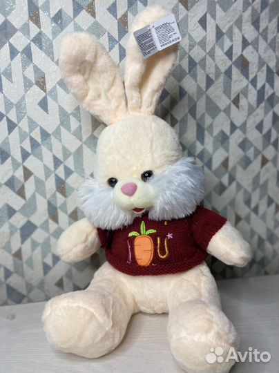 Плюшевый заяц