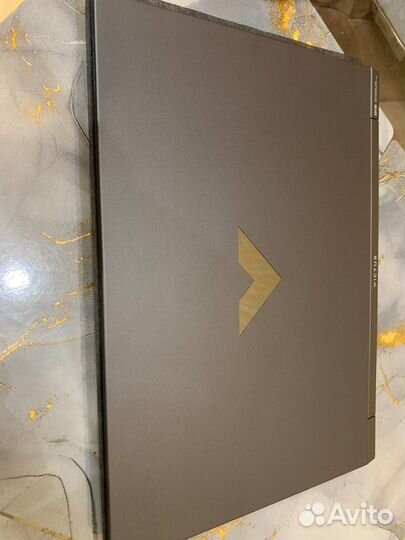 Игровой ноутбук HP Victus 15