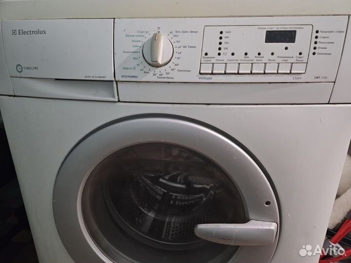 Стиральная машина Electrolux ewf1086, рабочая