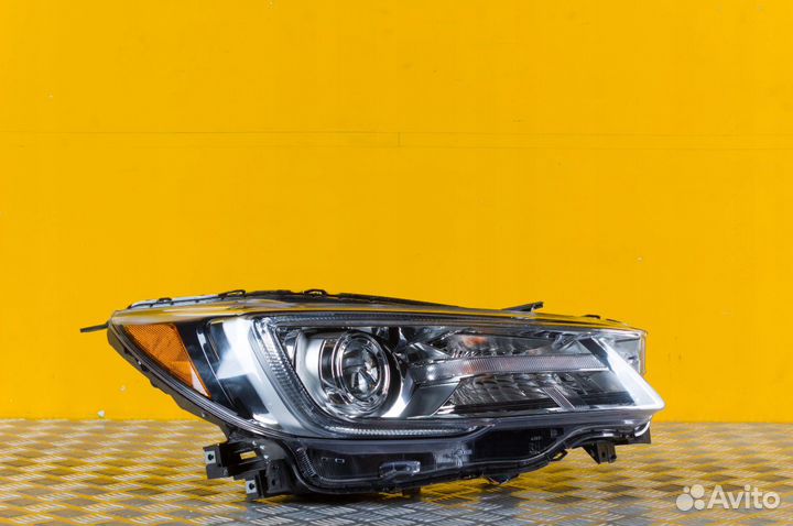 Передняя правая LED фара для Subaru Ascent