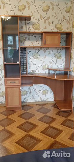 Компьютерный стол