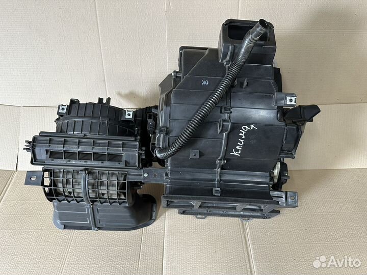 Корпус отопителя Kia Rio 3