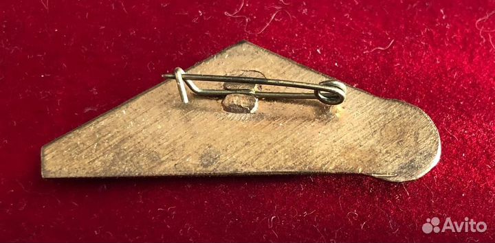 Знак. Футбол. Зенит - Чемпион 84. Балтийский з-д